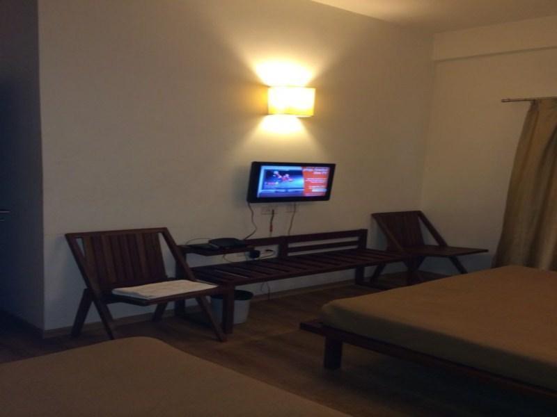 העיר בנגלור Hotel Holiday Home מראה חיצוני תמונה